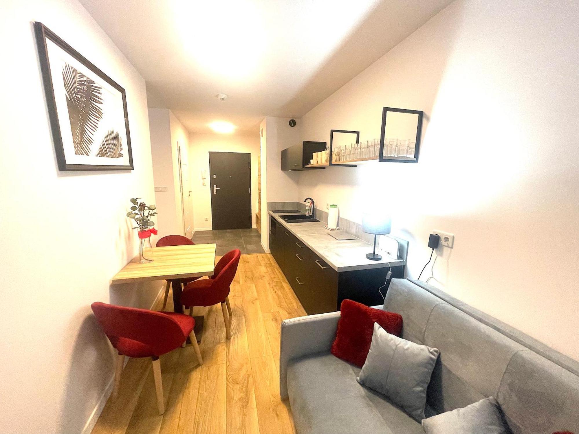 Apartment Premium Atal City Square-Free Parking Space In The Garage ヴロツワフ エクステリア 写真