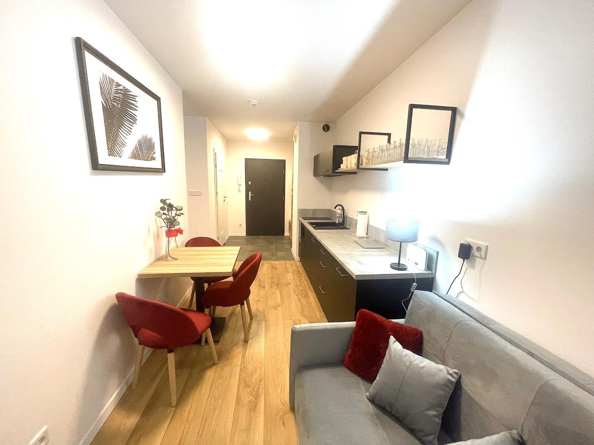 Apartment Premium Atal City Square-Free Parking Space In The Garage ヴロツワフ エクステリア 写真